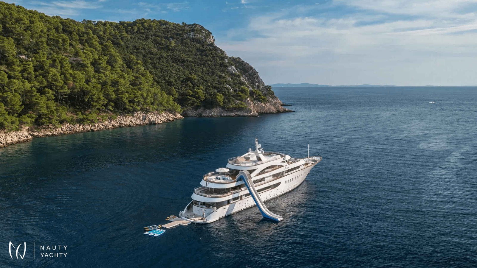 M/Y ANTHEA