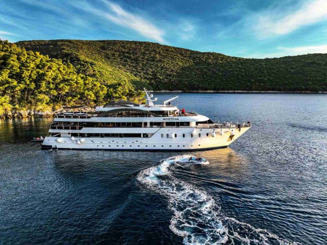 ARETHA Exterior