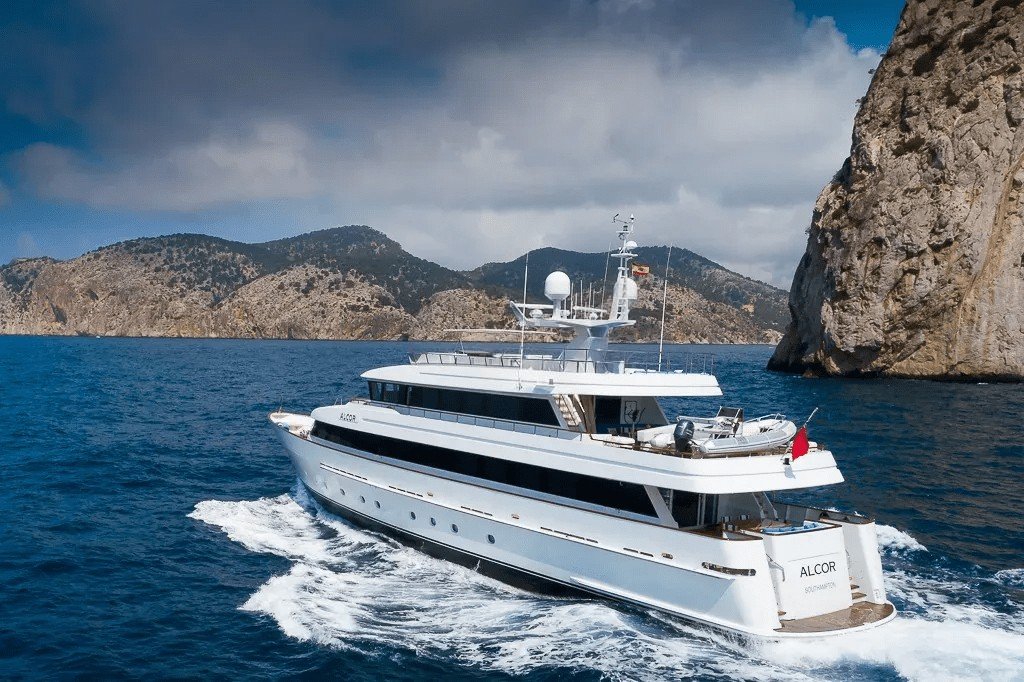 ALCOR Exterior