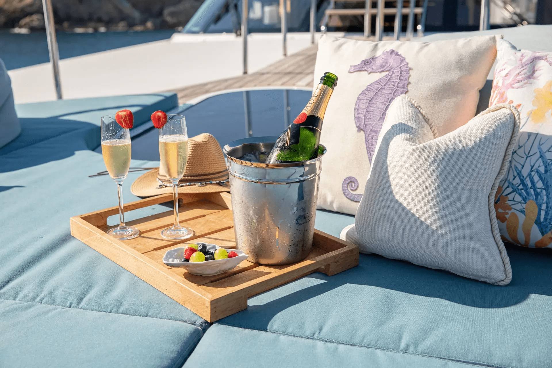 BENITA BLUE Lifestyle