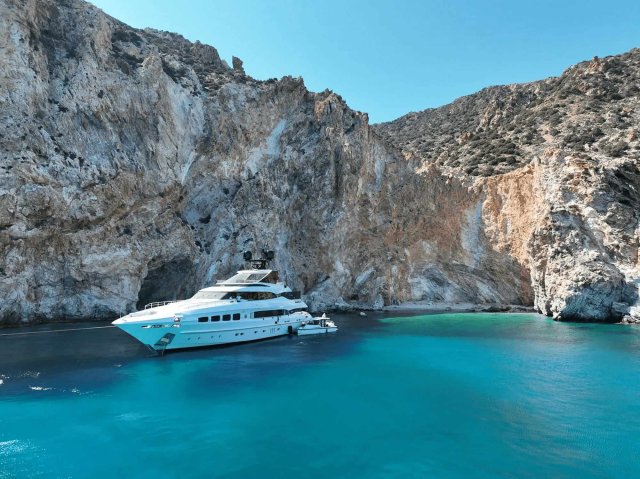 MAESTRO