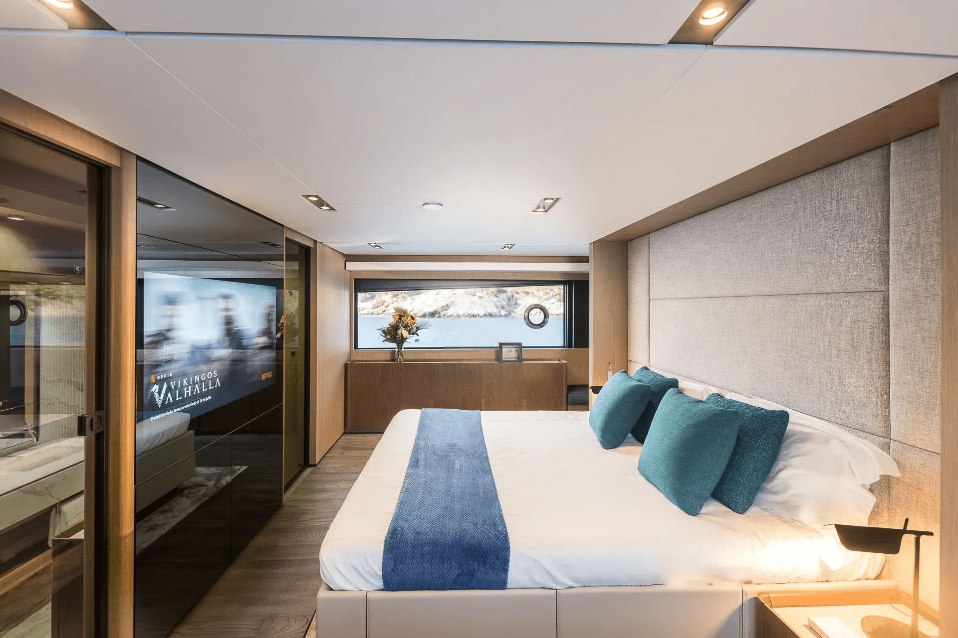 NAILU + Interior