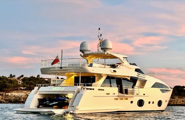 NIKO III Exterior