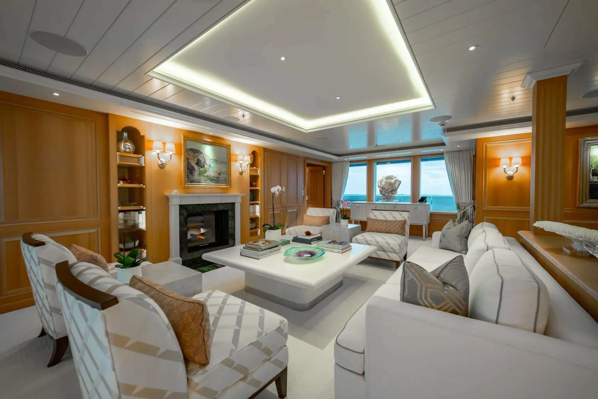HUNTRESS Interior