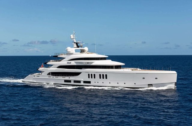CALEX Exterior
