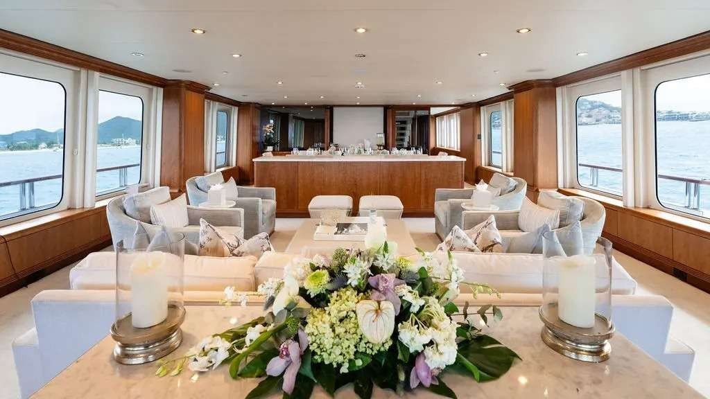 SEA CLASS Interior