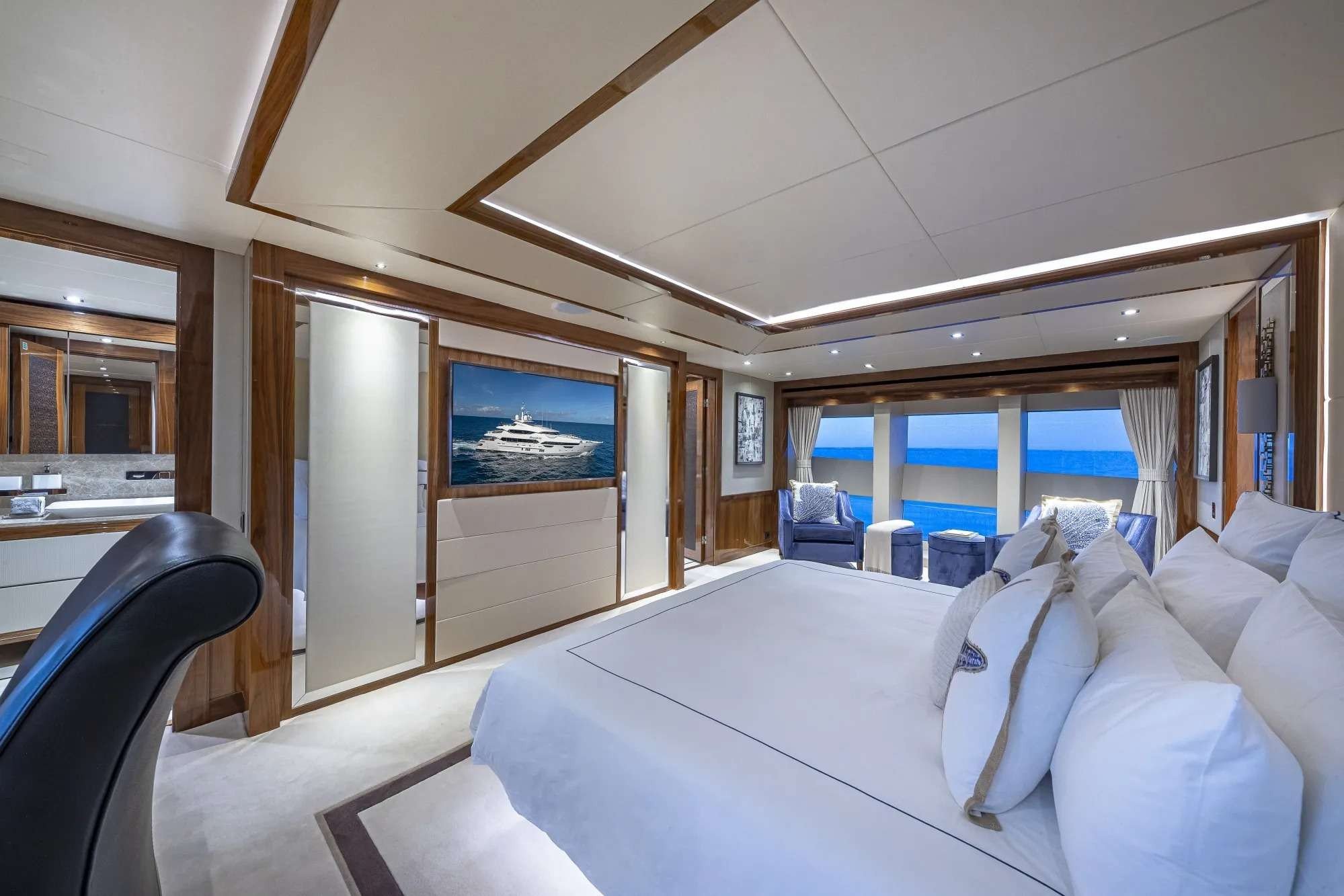 ALESSANDRA III Interior