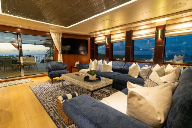 Aquanova Interior