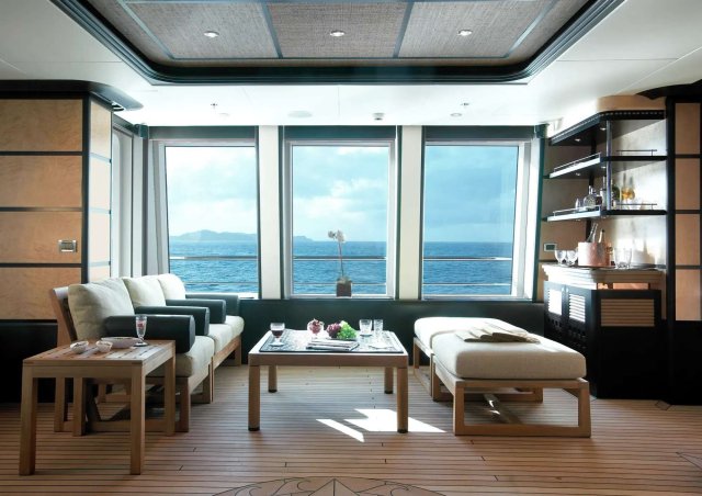 HARLE Interior