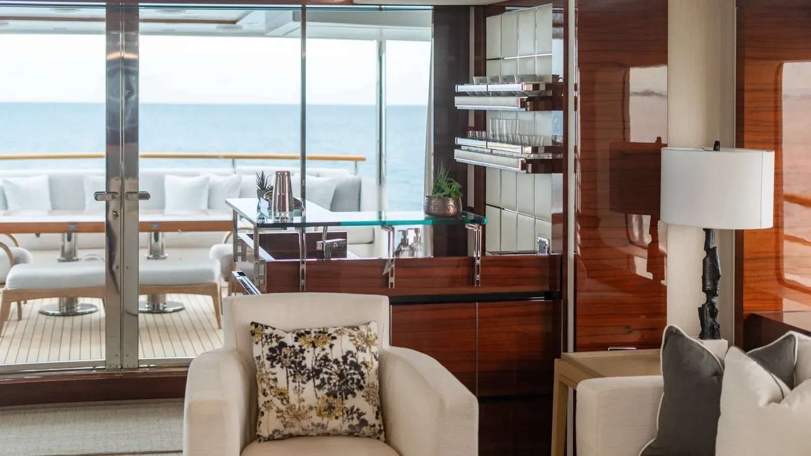 ALLORA Interior