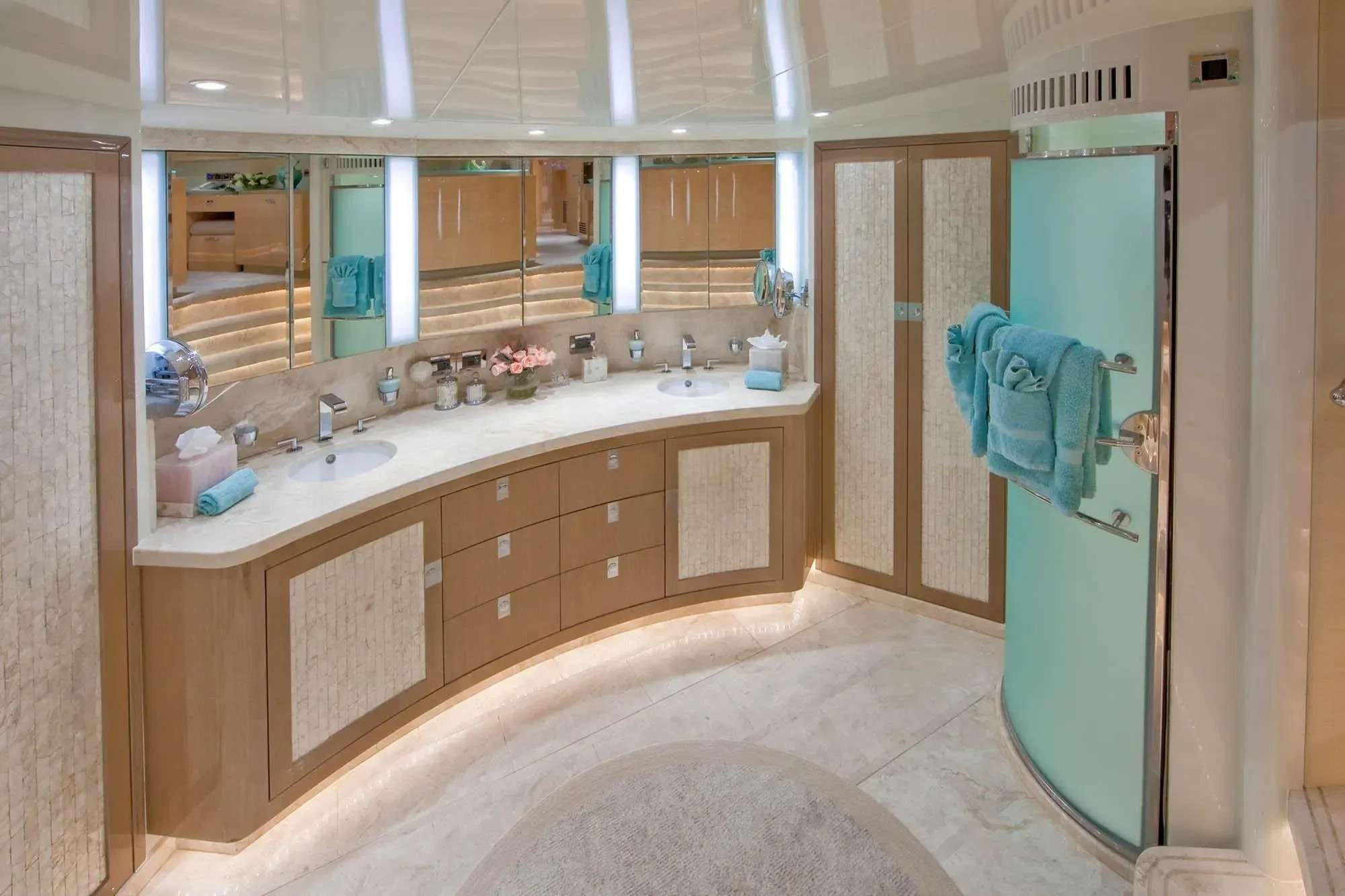 INCEPTION Interior