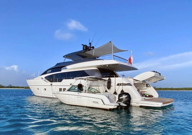 SQUALO Exterior