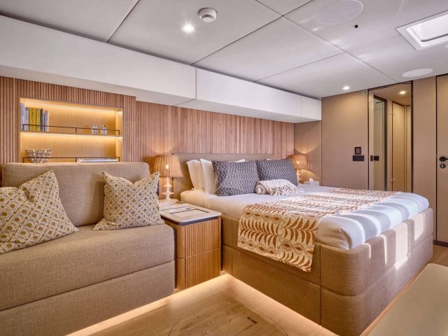 The Idler Interior