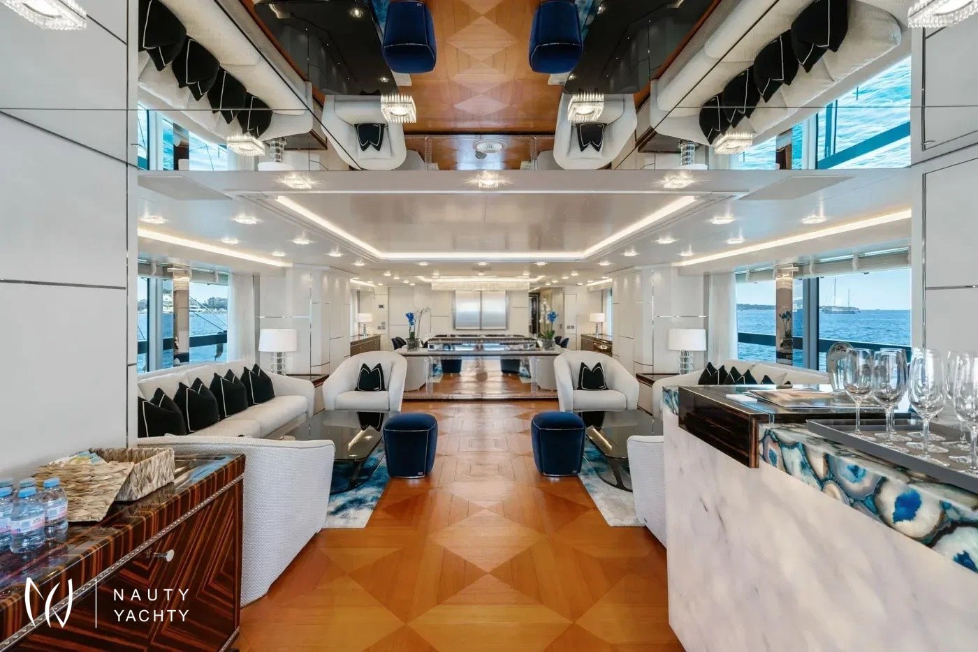 ALULIM Interior