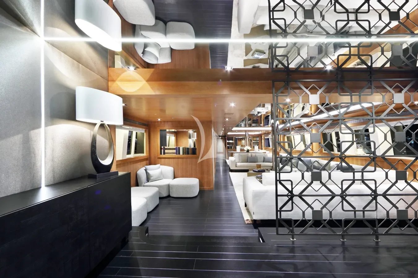 BEATRIX Interior
