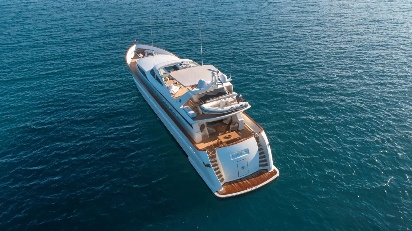 AQUILA Exterior