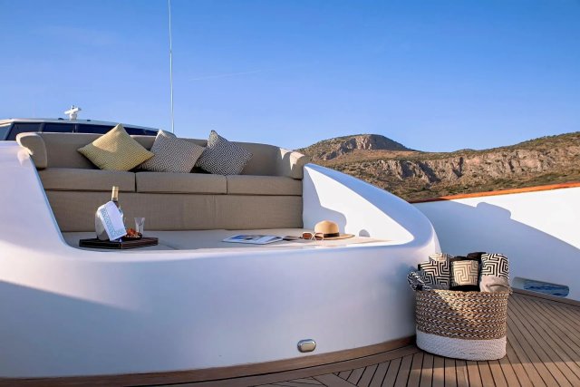 AQUILA Lifestyle