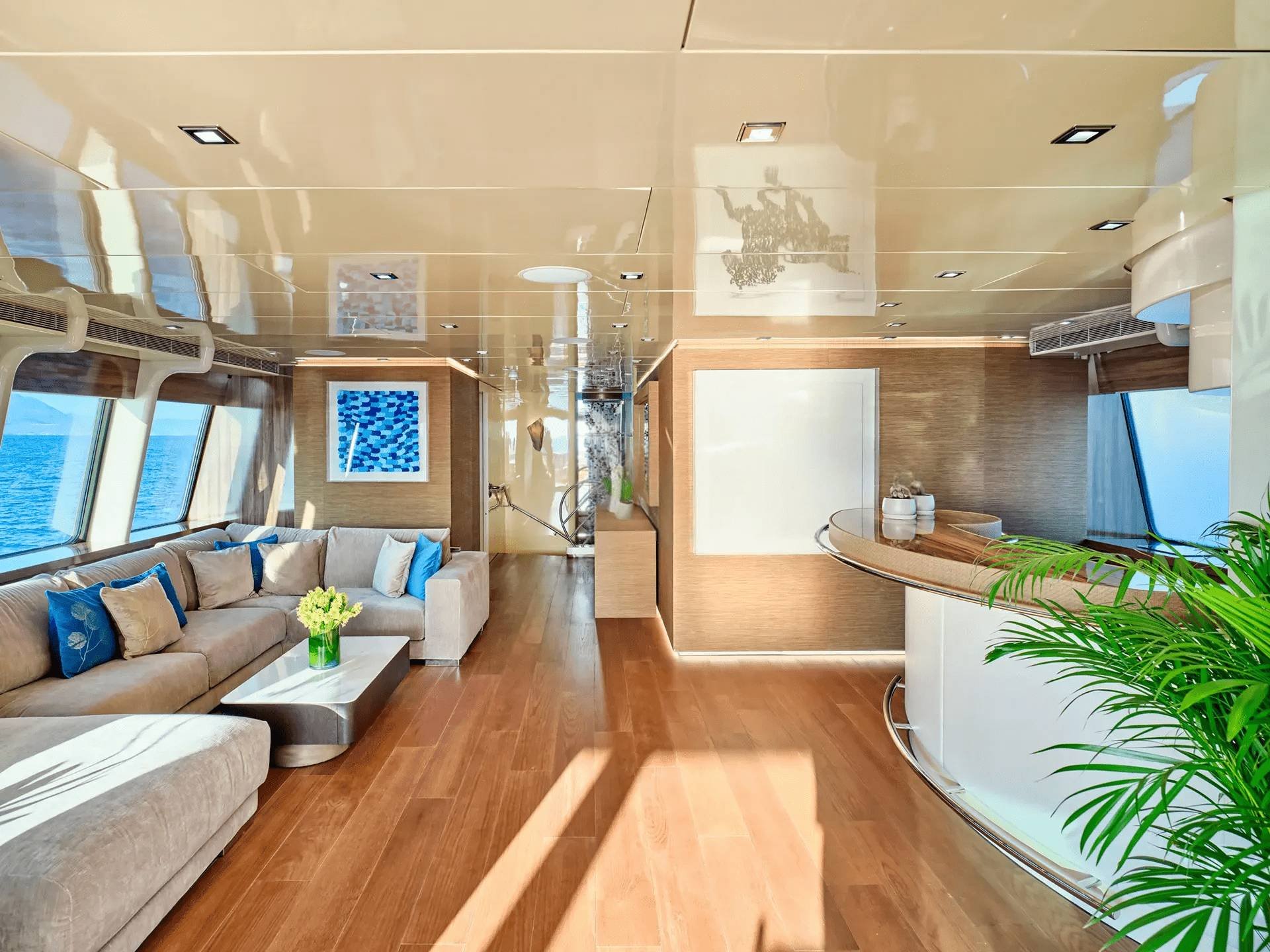 PROMETHEUS I Interior