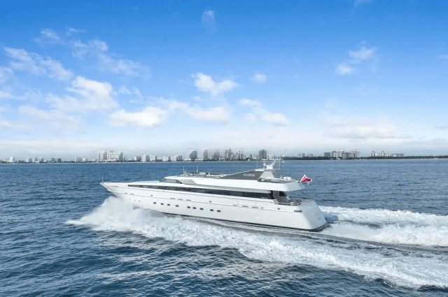 GLADIUS Exterior