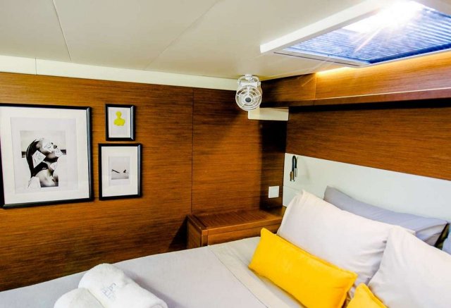 ELVIRA 52 Interior