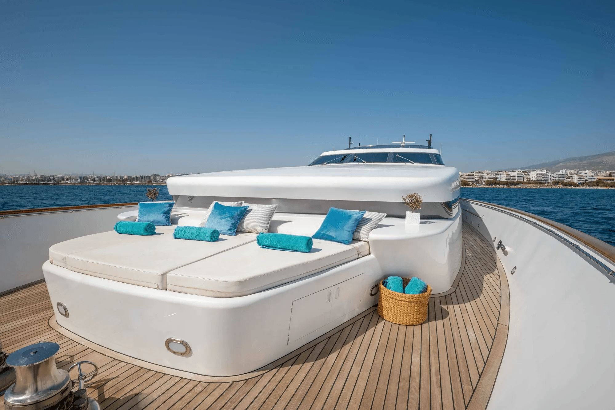 MOBIUS Exterior