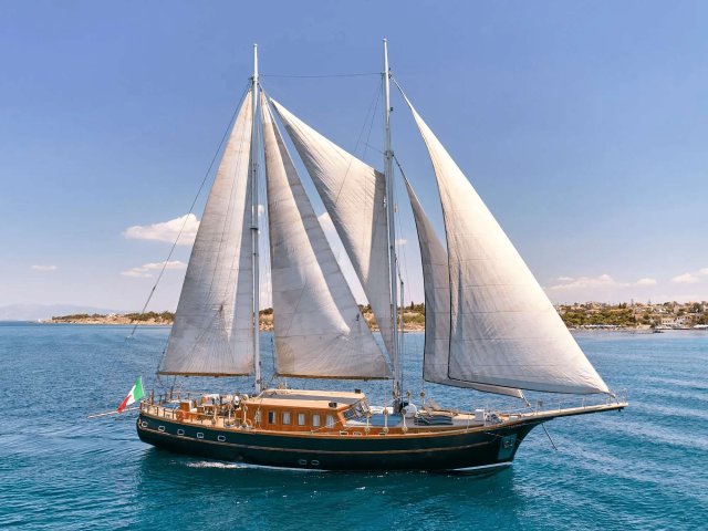 MYRA Exterior