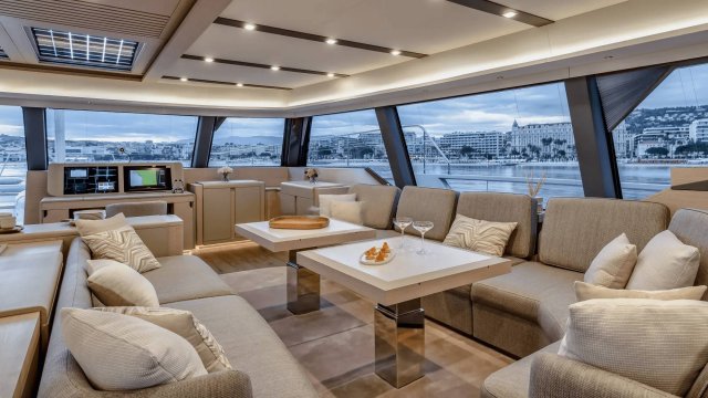 SERENISSIMA III Interior