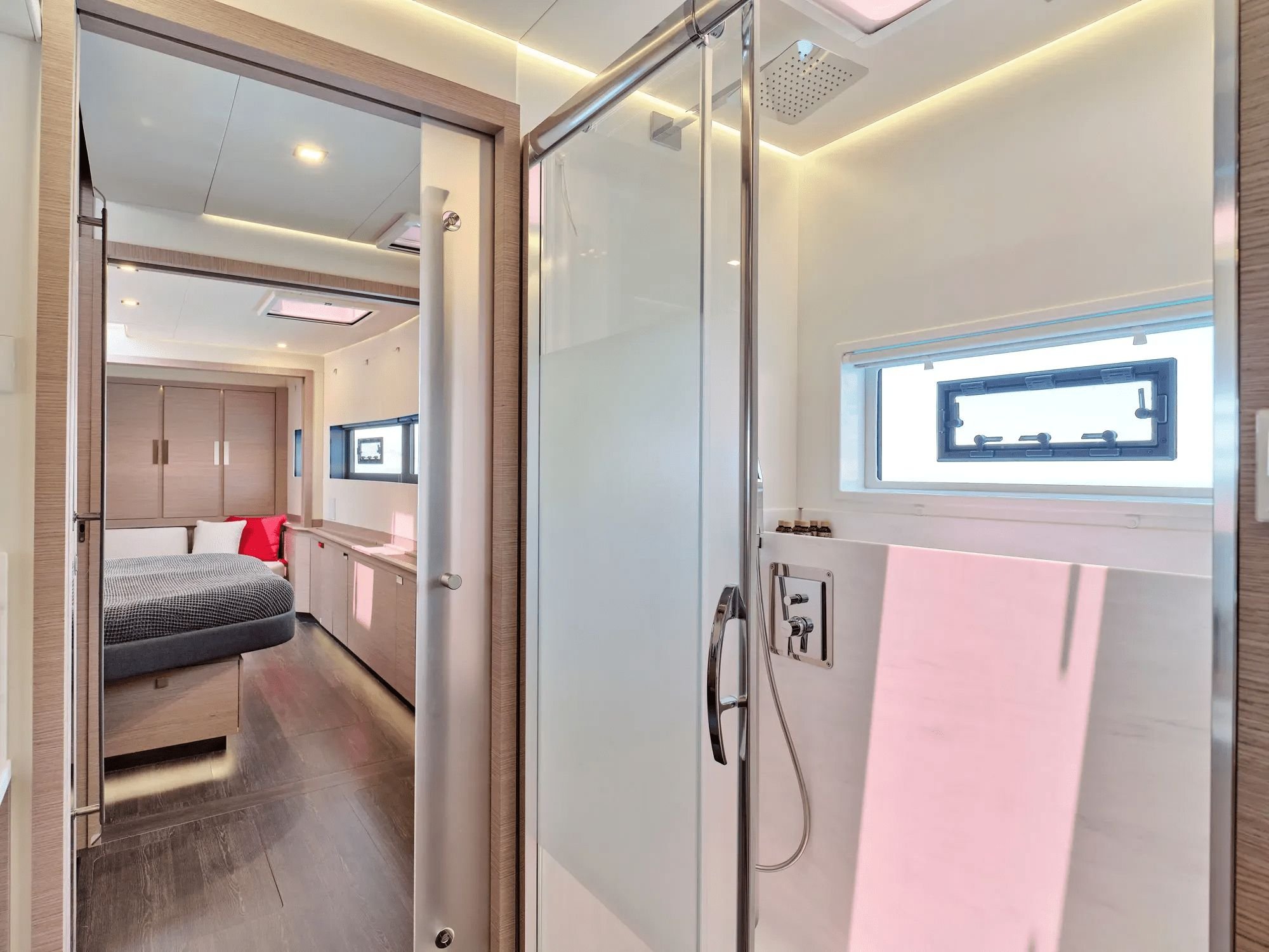 ALEXANDRA II Interior