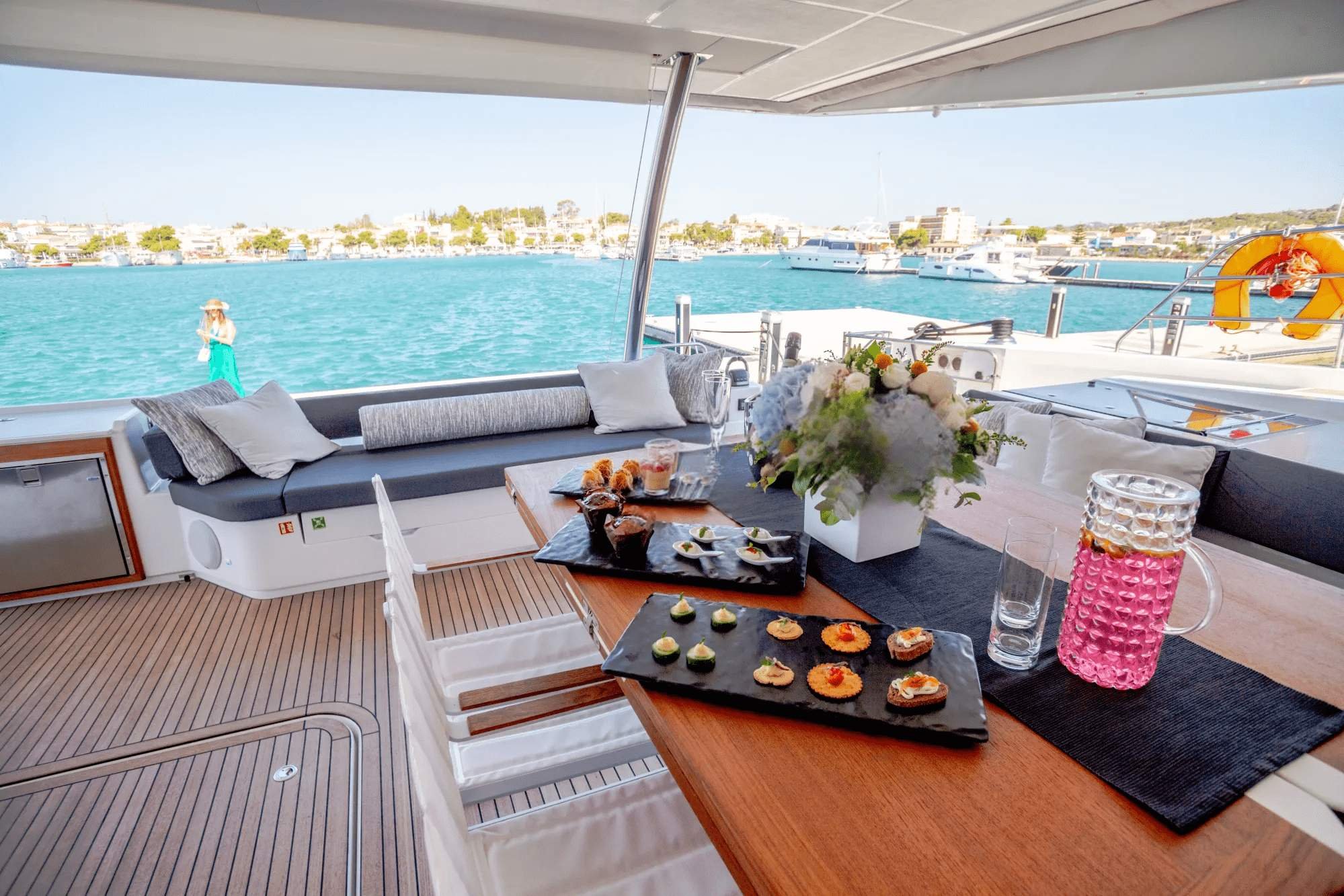 MAJESTY OF GREECE Lifestyle