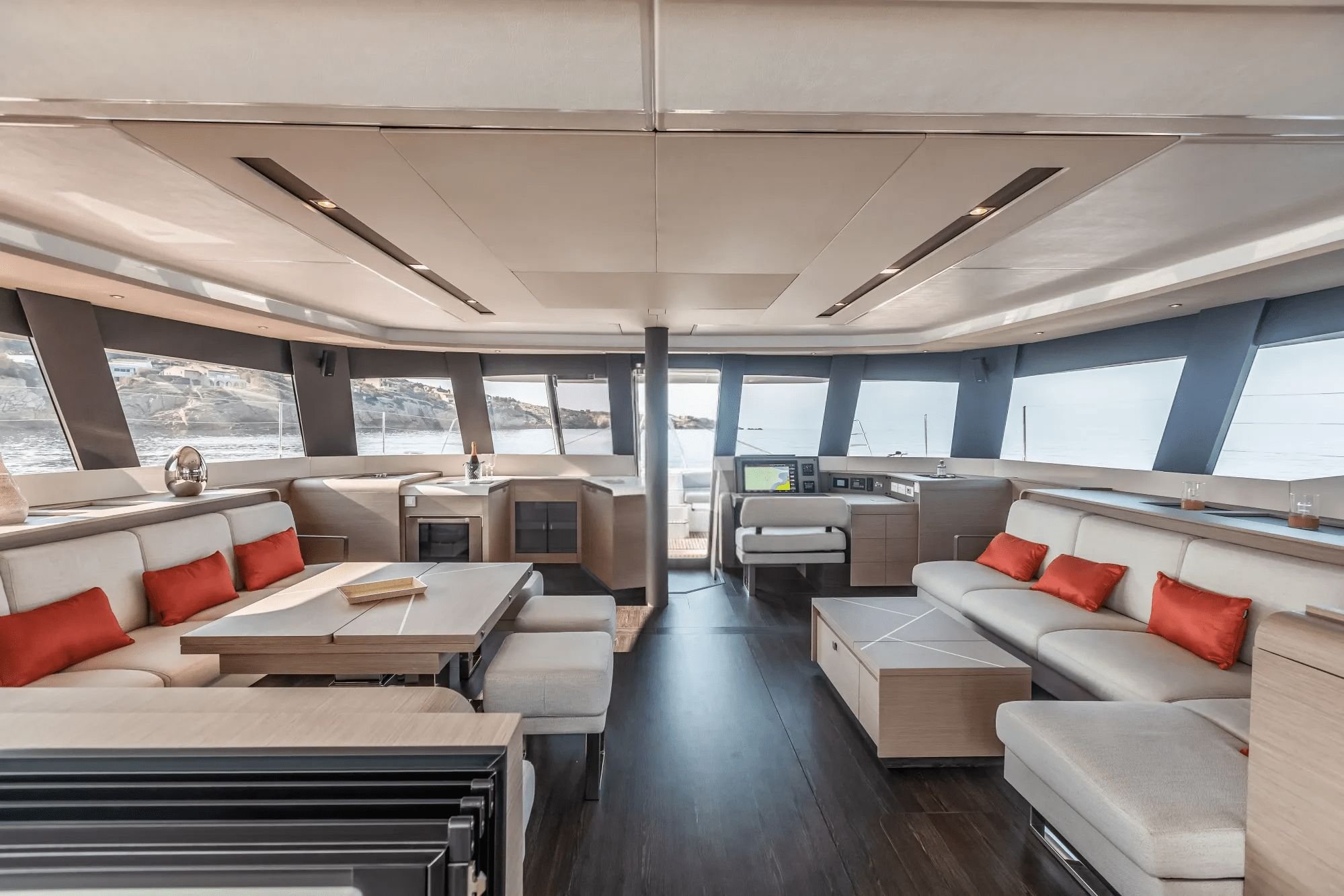 ALLURE 59 Interior