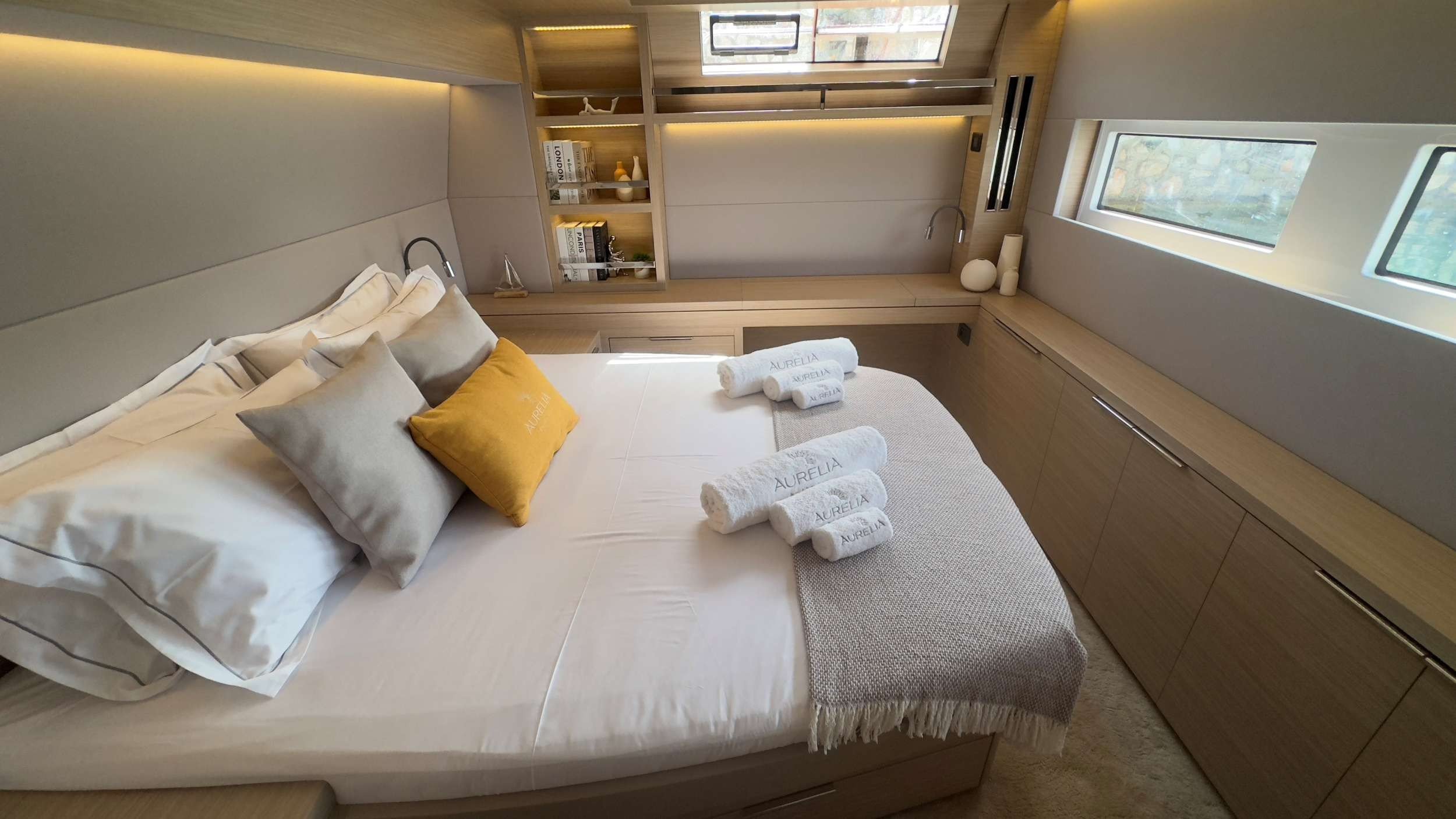 AURELIA Interior