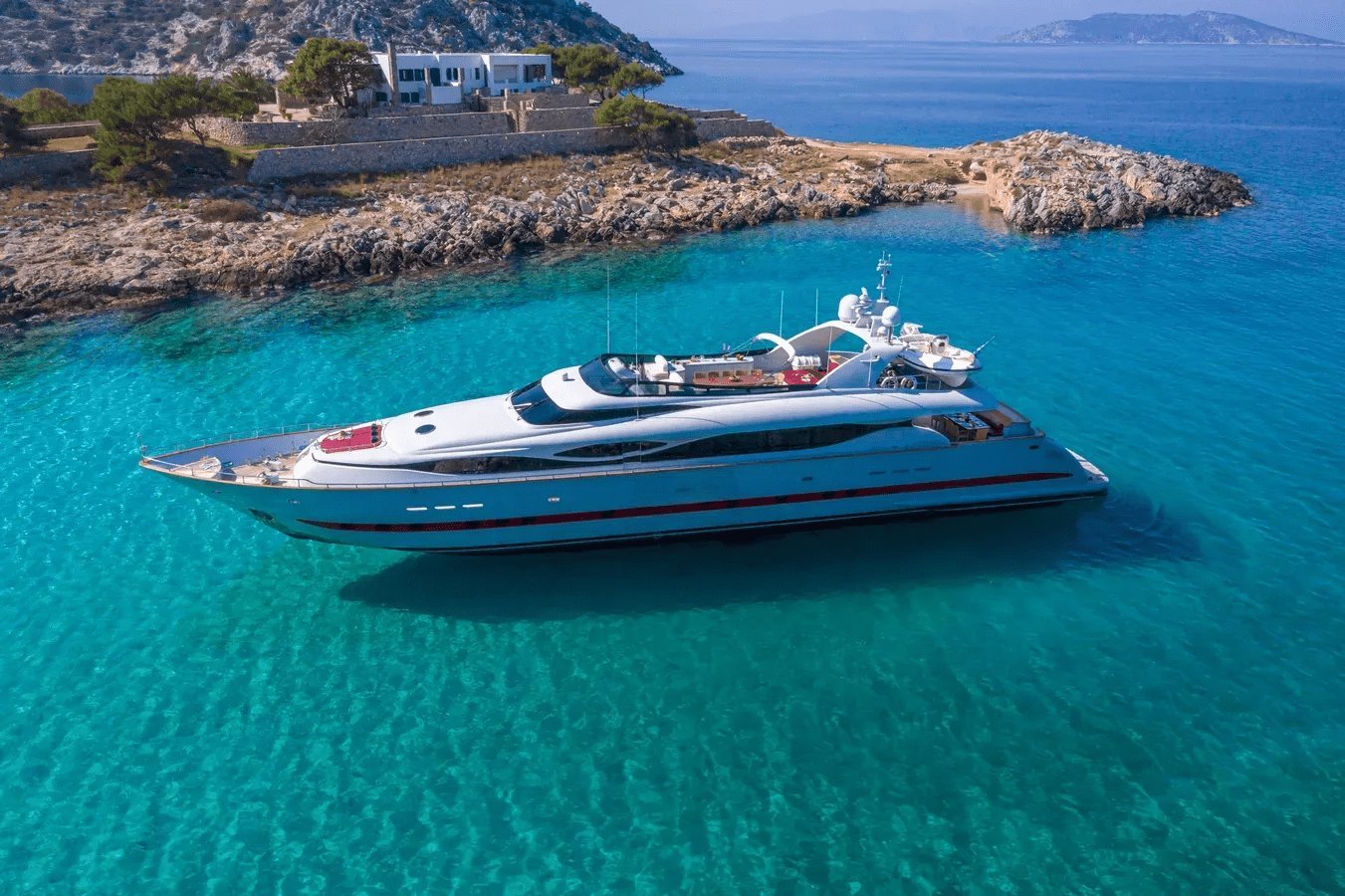 GLAROS Exterior