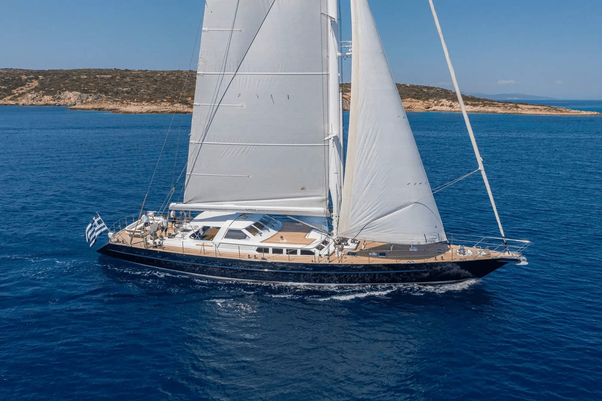 NOMMO Exterior