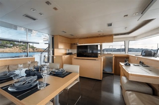 Moya Interior