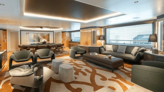 AELIA Interior