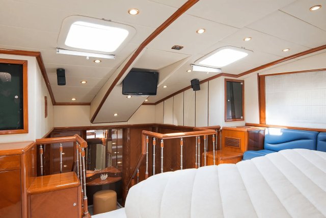 DREAM B Interior
