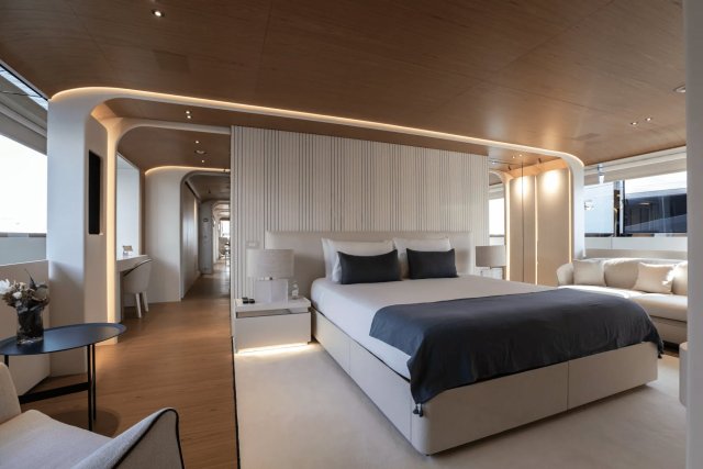 ALLURIA Interior